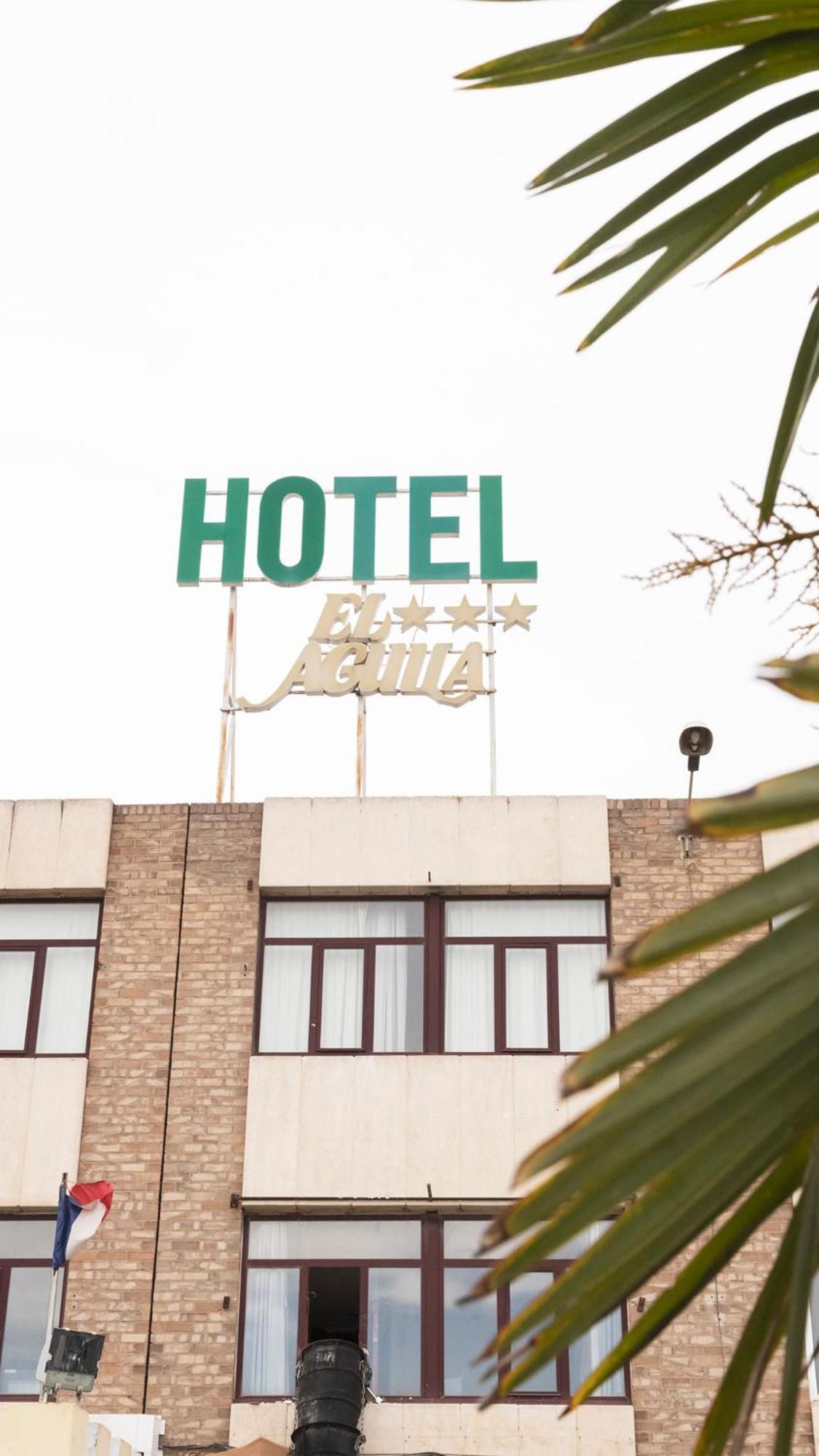 Hotel El Aguila Утебо Экстерьер фото
